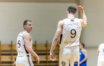 Kaufmaņa 22 punkti un Greitāna trejači atnes otro uzvaru šosezon pret ''Ogri'' un garantē ceturto vietu starp Latvijas klubiem
