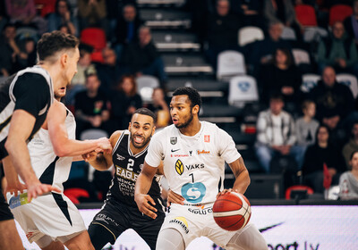 ENBL: VALMIERA GLASS VIA - Newcastle Eagles. Foto: Mareks Blūzmanis