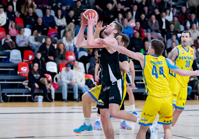 LAT-EST: VALMIERA GLASS VIA - BK Ventspils