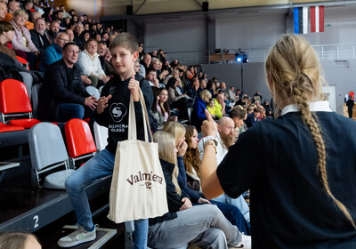 LAT-EST: VALMIERA GLASS VIA - BK Ogre