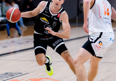 LAT-EST: VALMIERA GLASS VIA : Viimsi