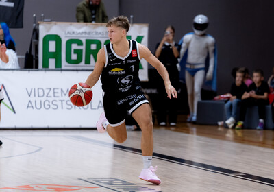 LAT-EST: VALMIERA GLASS VIA : Viimsi