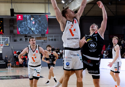 LAT-EST: VALMIERA GLASS VIA : Viimsi
