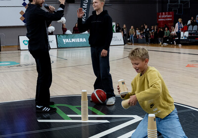 LAT-EST: VALMIERA GLASS VIA : Keila Coolbet