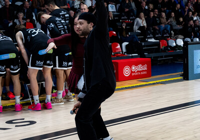 LAT-EST: VALMIERA GLASS VIA : Keila Coolbet