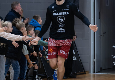 LAT-EST: VALMIERA GLASS VIA : BK Ventspils