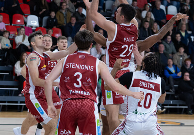 LAT-EST: VALMIERA GLASS VIA : BK Ventspils