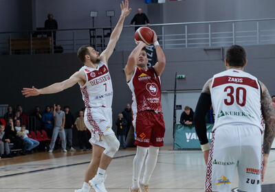 LAT-EST: VALMIERA GLASS VIA : BK Ventspils
