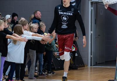 LAT-EST: VALMIERA GLASS VIA : BK Ventspils