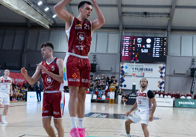 LAT-EST: VALMIERA GLASS VIA : BK Ventspils