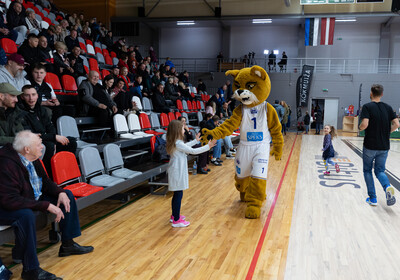 LAT-EST: VALMIERA GLASS VIA : BK Ventspils