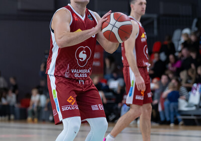 LAT-EST: VALMIERA GLASS VIA : BK Ventspils