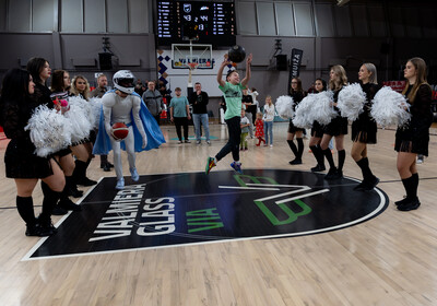 LAT-EST: VALMIERA GLASS VIA : Keila KK