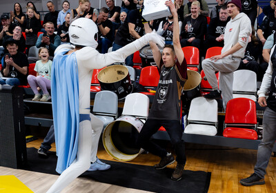 LAT-EST: VALMIERA GLASS VIA : Keila KK