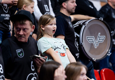 LAT-EST: VALMIERA GLASS VIA : Keila KK