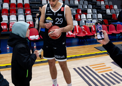 LAT-EST: VALMIERA GLASS VIA : Keila KK