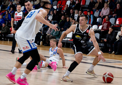 LAT-EST: VALMIERA GLASS VIA : Keila KK