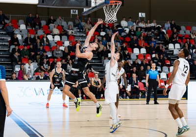 ENBL: VALMIERA GLASS VIA : Hefte Helfen Bulls Kapfenberg