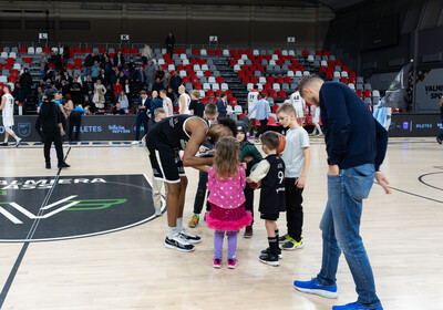 ENBL: VALMIERA GLASS VIA : Hefte Helfen Bulls Kapfenberg