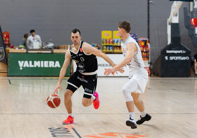 ENBL: VALMIERA GLASS VIA : Hefte Helfen Bulls Kapfenberg