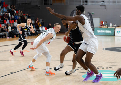 ENBL: VALMIERA GLASS VIA : Hefte Helfen Bulls Kapfenberg