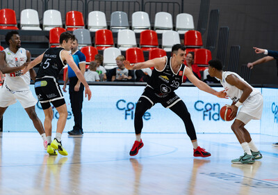 ENBL: VALMIERA GLASS VIA : Hefte Helfen Bulls Kapfenberg