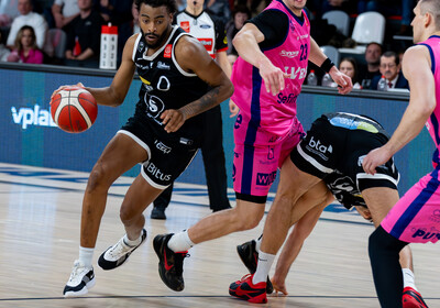 LAT-EST: VALMIERA GLASS VIA : Rīgas Zeļļi