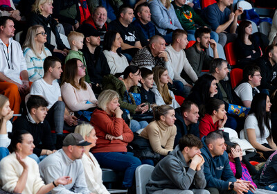 LAT-EST: VALMIERA GLASS VIA : Rīgas Zeļļi