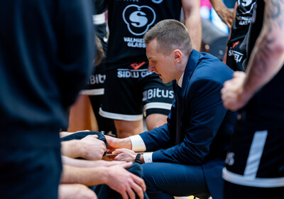 LAT-EST: VALMIERA GLASS VIA : Rīgas Zeļļi