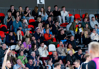 LAT-EST: VALMIERA GLASS VIA : Rīgas Zeļļi