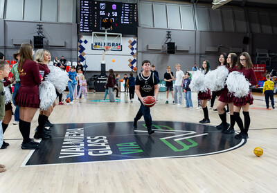 LAT-EST: VALMIERA GLASS VIA : Rīgas Zeļļi