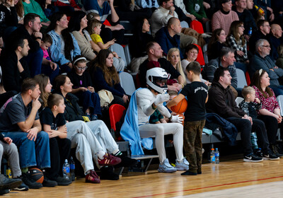 LAT-EST: VALMIERA GLASS VIA : Rīgas Zeļļi