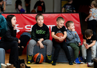 LAT-EST: VALMIERA GLASS VIA : Kalev/Cramo