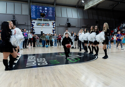 LAT-EST: VALMIERA GLASS VIA : Kalev/Cramo