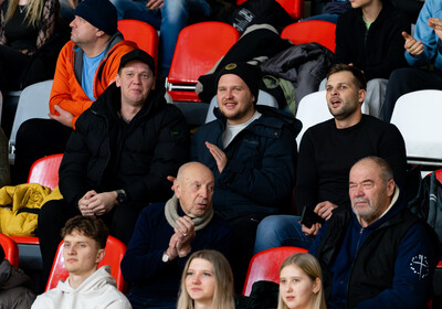 LAT-EST: VALMIERA GLASS VIA : Kalev/Cramo