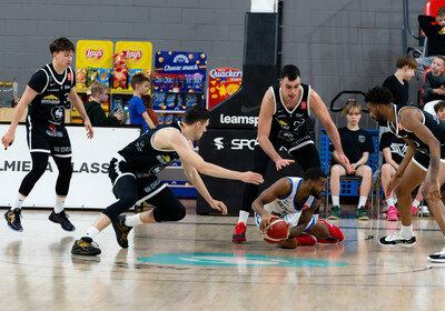 LAT-EST: VALMIERA GLASS VIA : Kalev/Cramo