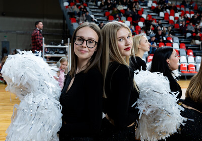 LAT-EST: VALMIERA GLASS VIA : Kalev/Cramo