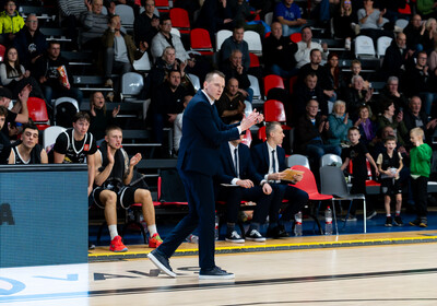 LAT-EST: VALMIERA GLASS VIA : Kalev/Cramo