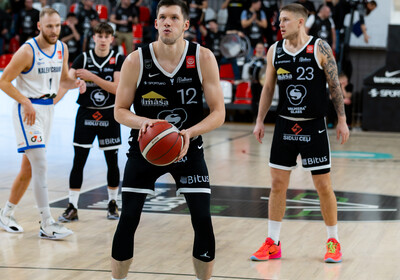 LAT-EST: VALMIERA GLASS VIA : Kalev/Cramo