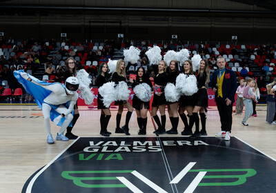 LAT-EST: VALMIERA GLASS VIA : Kalev/Cramo