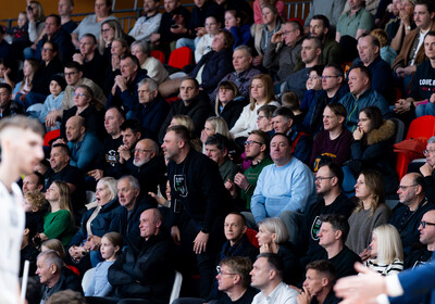 LBUK: VALMIERA GLASS VIA : VEF Rīga