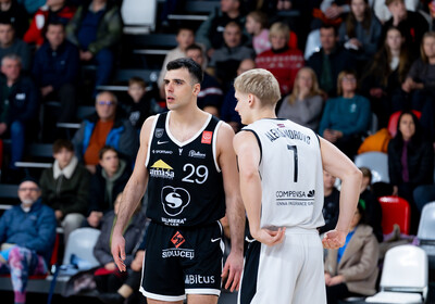 LBUK: VALMIERA GLASS VIA : VEF Rīga