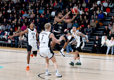 LBUK: VALMIERA GLASS VIA : VEF Rīga