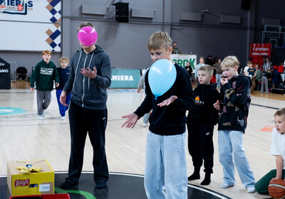 LBUK: VALMIERA GLASS VIA : VEF Rīga