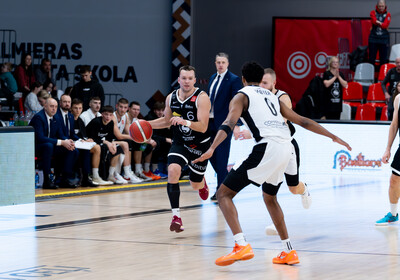 LBUK: VALMIERA GLASS VIA : VEF Rīga