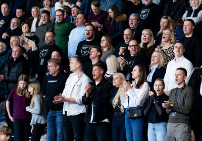 LBUK: VALMIERA GLASS VIA : VEF Rīga