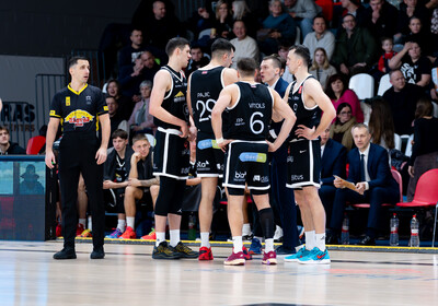 LBUK: VALMIERA GLASS VIA : VEF Rīga