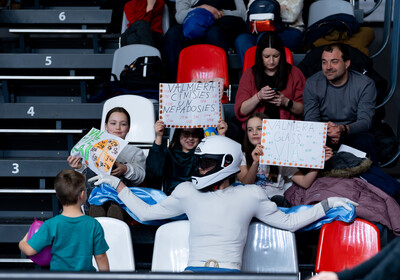 LBUK: VALMIERA GLASS VIA : VEF Rīga