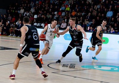 LBUK: VALMIERA GLASS VIA : VEF Rīga