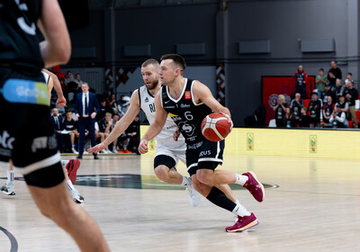 LBUK: VALMIERA GLASS VIA : VEF Rīga